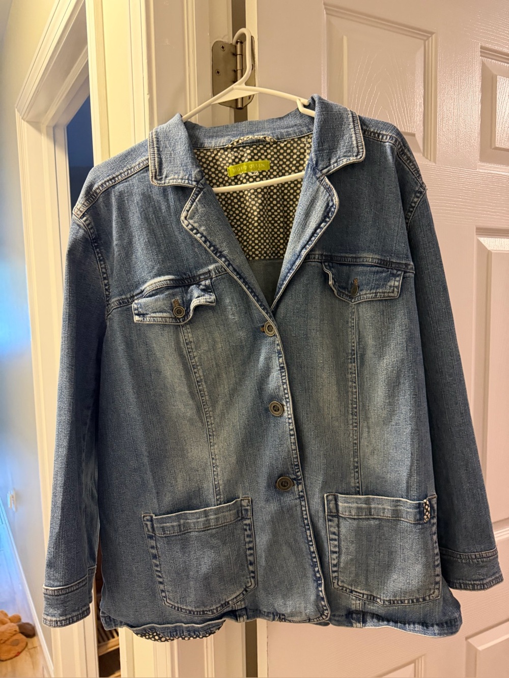 Sigrid and Olsen denim chore jacket featuring a distinct polka-dot lining.